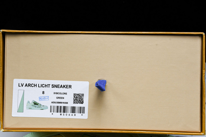 lou vuit  sneakers  lvss-0282