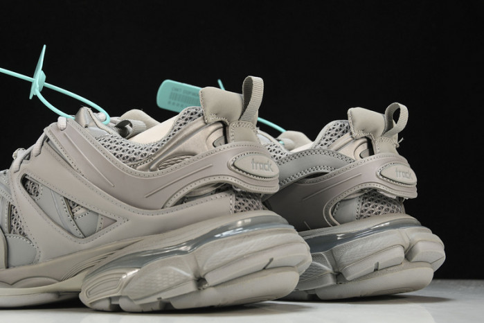 Ba*len*cia*ga track trainer    btt-043