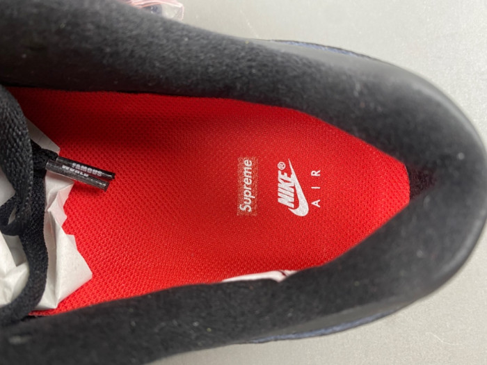 Supreme x Nike Air Max 1 
