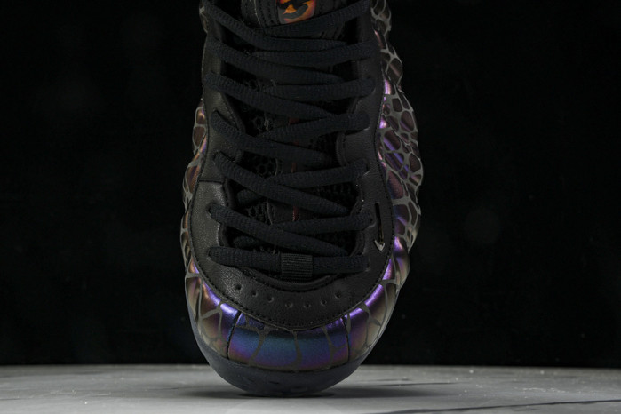 TEKKEN 8 x Nike Air Foamposite One “Kazuya Mishima” FQ9050-400