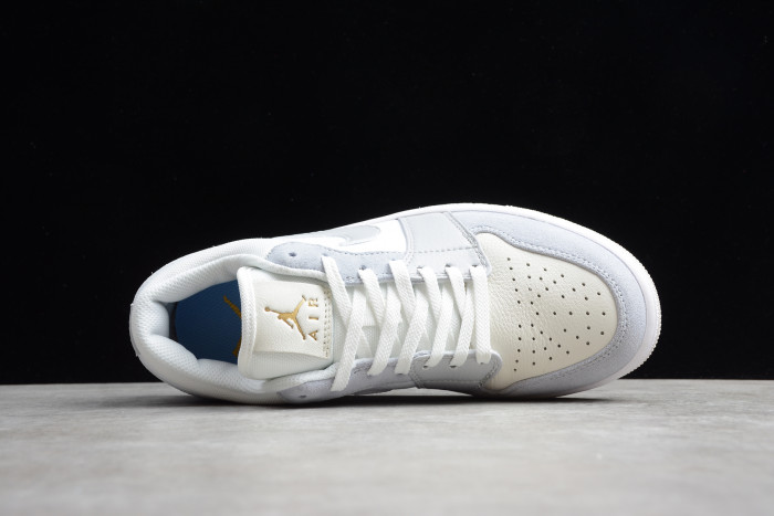 Jordan 1 Low Paris CV3043-100