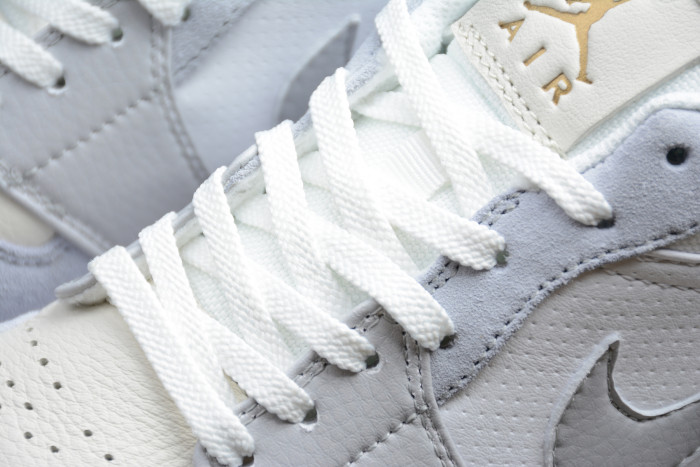 Jordan 1 Low Paris CV3043-100