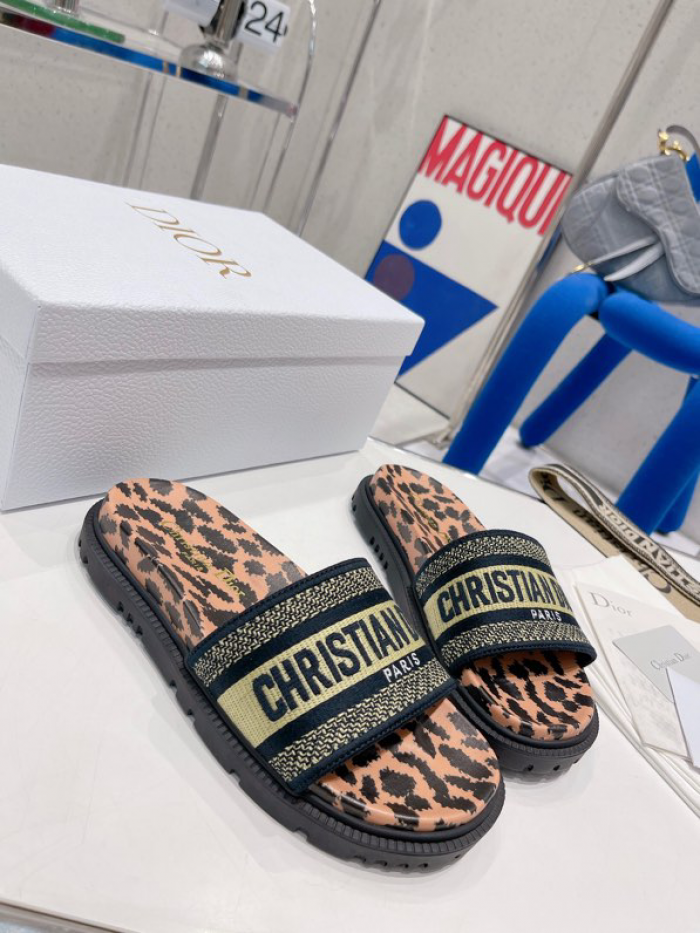 DIOR SLIDES DS-013