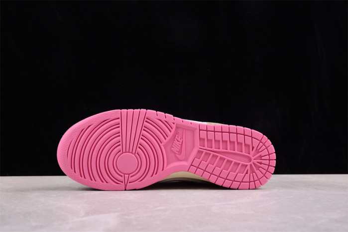 nike dunk low  fd8683-700