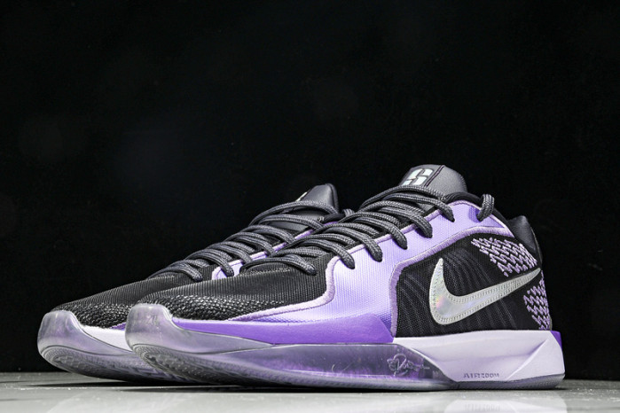 )Nk Sabrina 2 "Court Vision" FZ1517-500