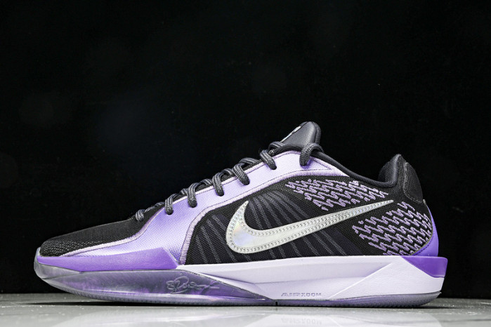 )Nk Sabrina 2 "Court Vision" FZ1517-500