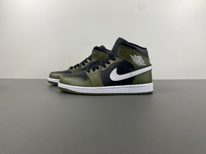 Air Jordan 1 Mid BQ8426-092
