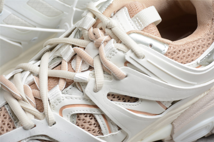 Ba*len*cia*ga track trainer