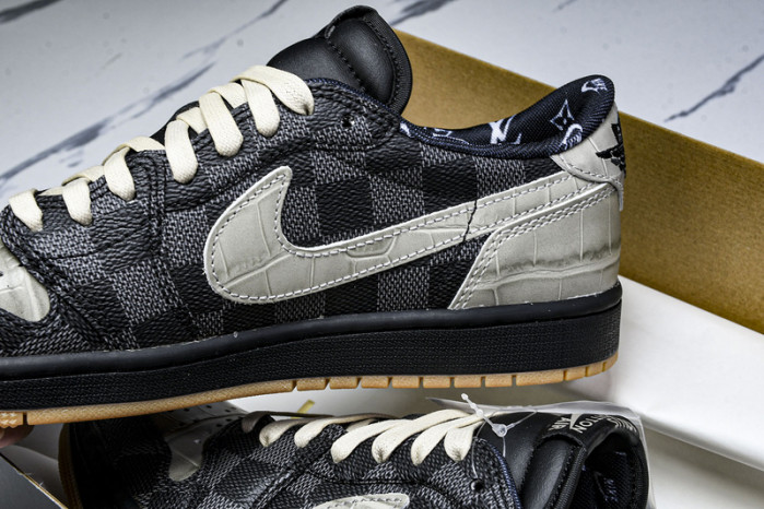 Travis Scott x Jordan Air Jordan 1 Low DZ2505-001