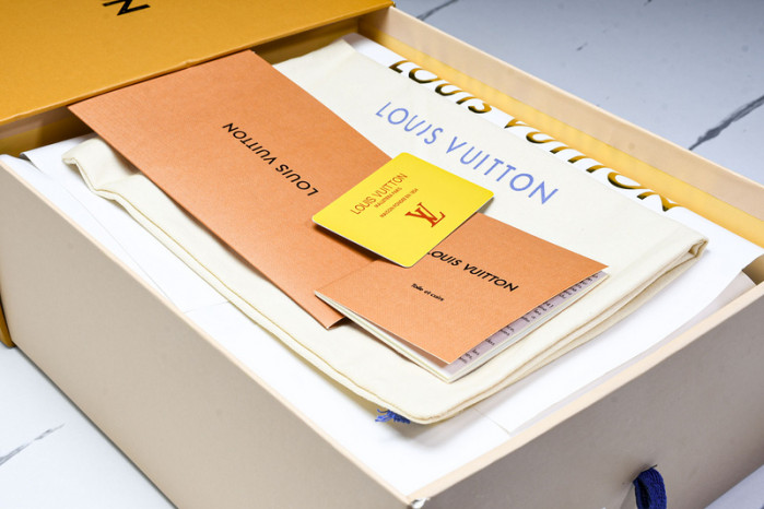 LOU VUIT RUN AWAY LVRA-005