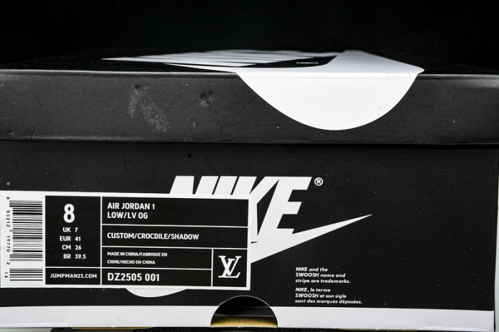 Travis Scott x Jordan Air Jordan 1 Low DZ2505-001