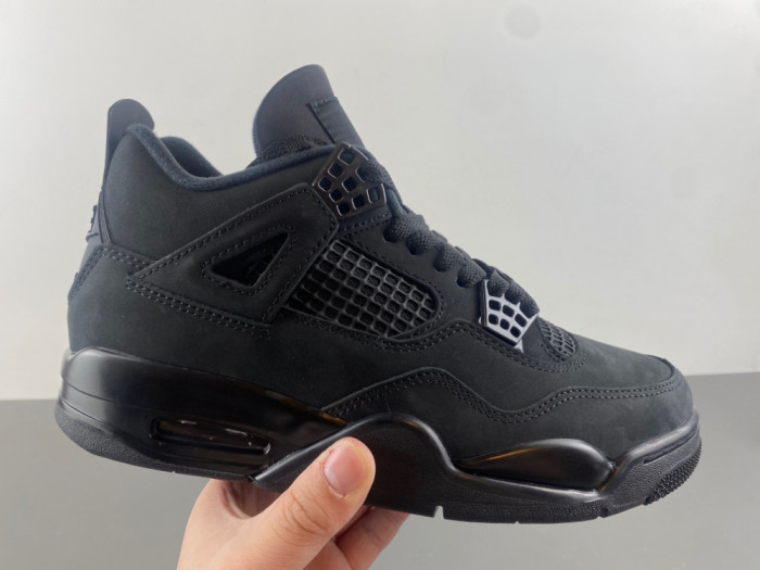 Air Jordan 4 “Black Cat” 2025 FV5029-010