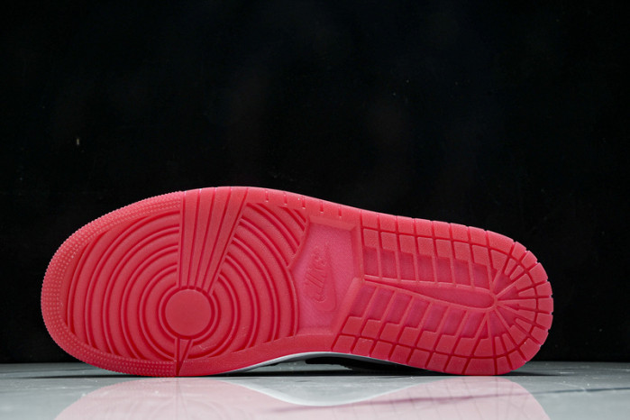 Air Jordan 1 Low SE Black Toe IB8971-106