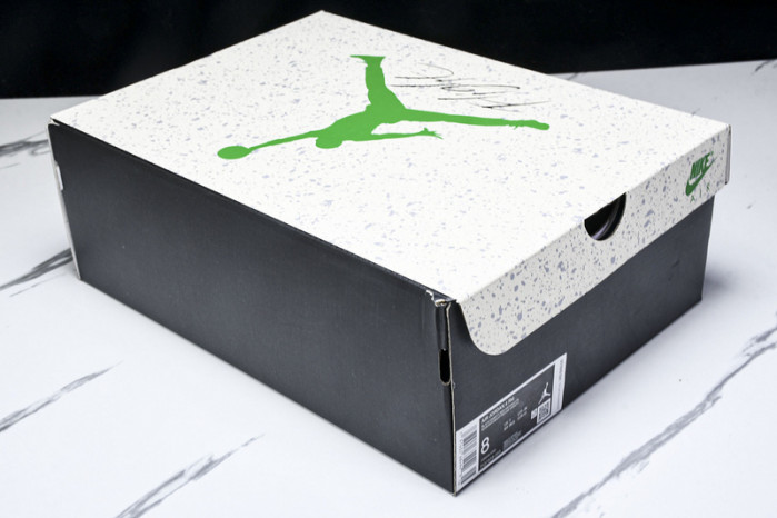 Air Jordan 4 “Bred” FQ7939-060