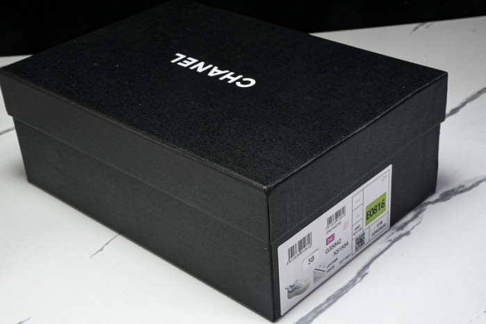 Air Jordan 1 Low SE Black Toe IB8971-106