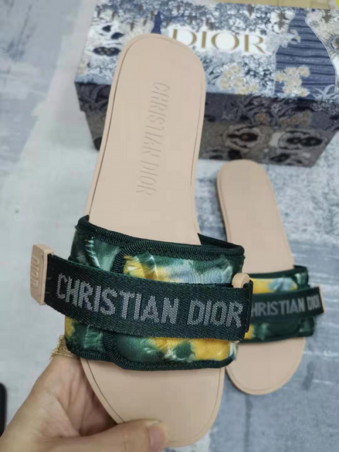 DIOR SLIDES DS-027