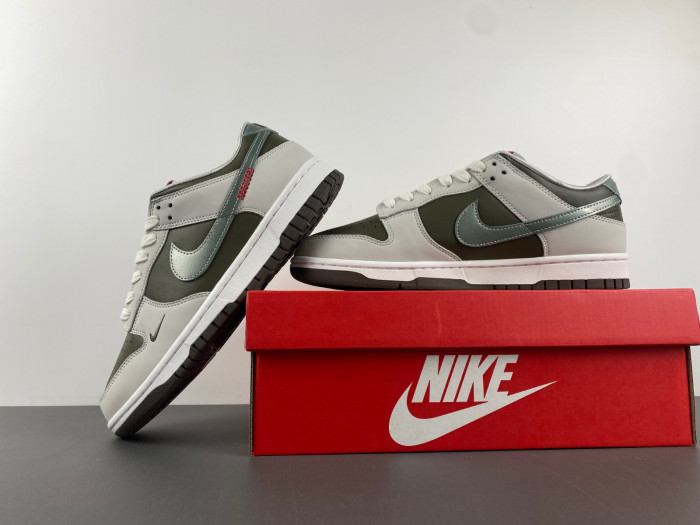 Nike Dunk Low “Year of the Snake” HV5980-231