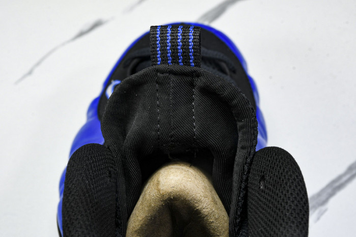 Nike Air Foamposite One Habanero “Royal” FQ8181-511