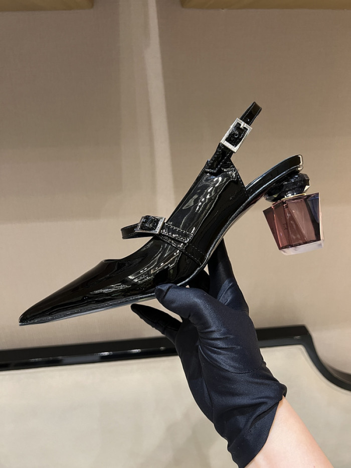 V*ERSACE HIGH-HEELED VCHH-001