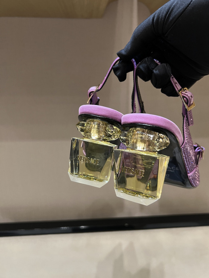 V*ERSACE HIGH-HEELED VCHH-001