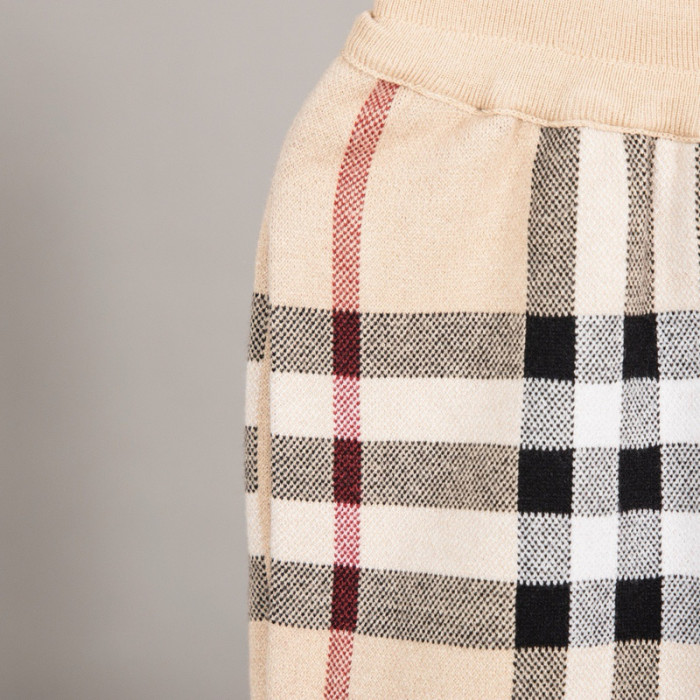 B*URBERRY CLOTHES BYCS-001