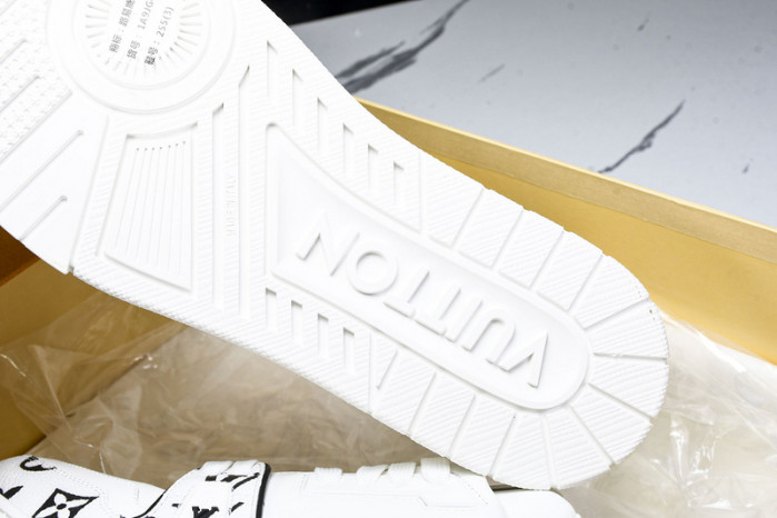 LVT SNEAKERS LVSRS-0028