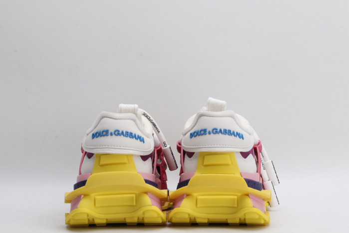 dg  sneakers  dg -011