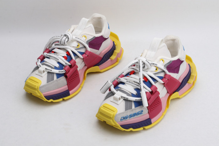 dg  sneakers  dg -011