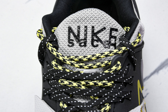 Sacai x Nike Zegamadome HQ8618-003