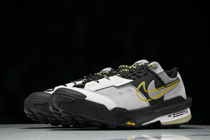 Sacai x Nike Zegamadome HQ8618-003