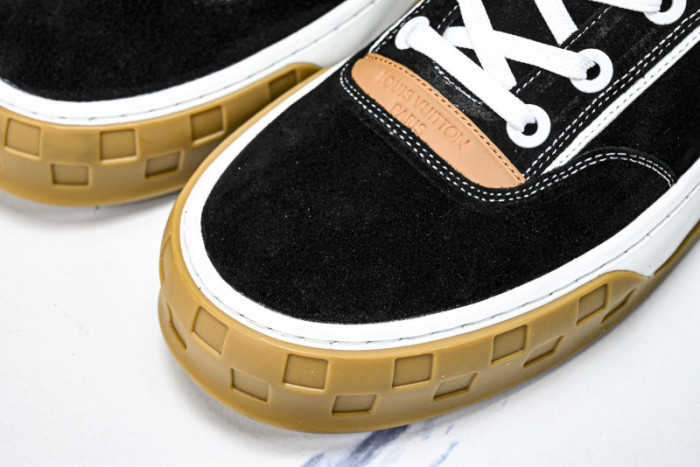 LOU VUIT OTHERS SNEAKERS LVOTS-006