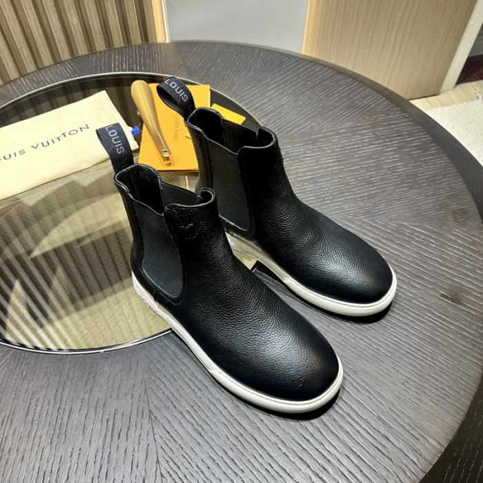 L**V**T* BOOTS LVTBS-031