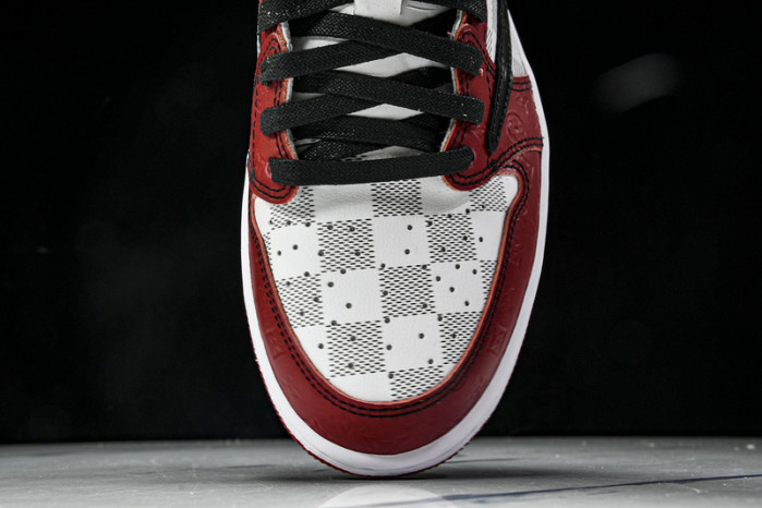 Travis Scott x Jordan Air Jordan 1 Low DZ2403-006