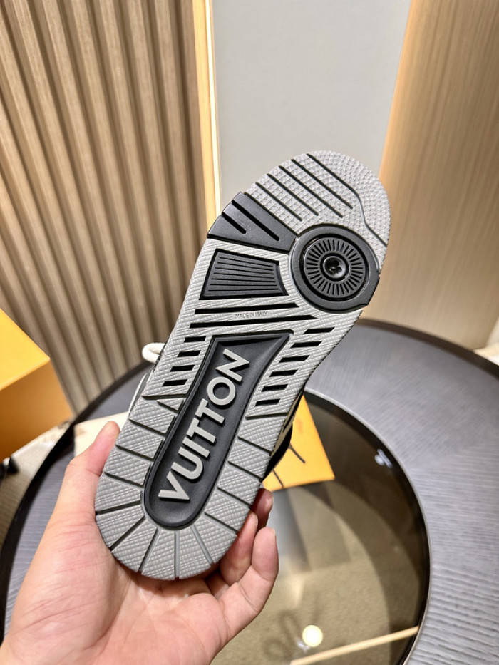 lou vuit sci-fi sneakers  lvss-0155