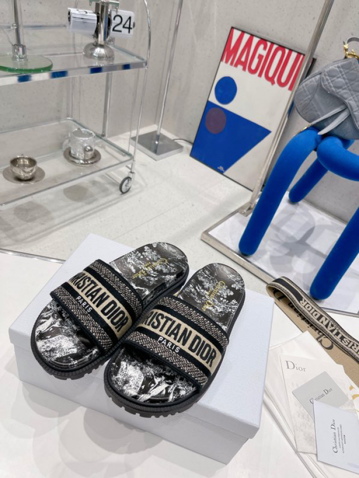 DIOR SLIDES DS-016