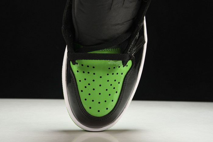 jordan 1 retro high pine green black   555088--030