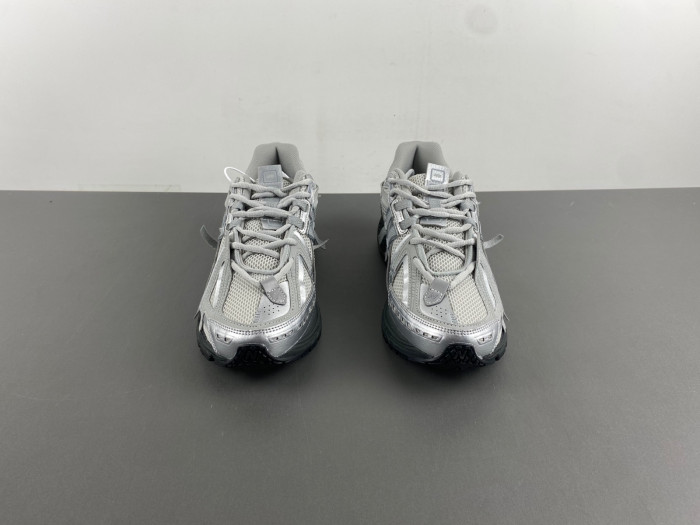 A.*SIC*S G*EL U1906AAF