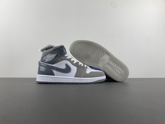 Air Jordan 1 Mid HF3216-100