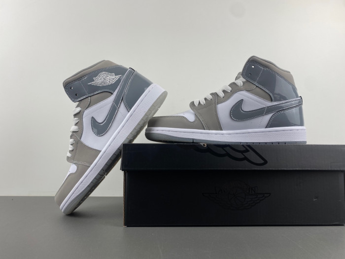 Air Jordan 1 Mid HF3216-100
