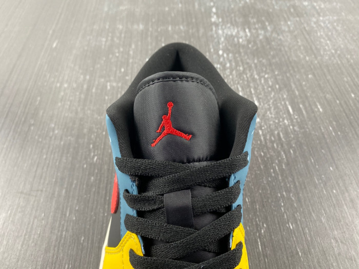 air jordan 1 low   dn3739-060