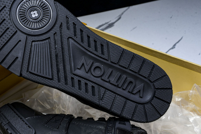 LVT SNEAKERS LVSRS-0024