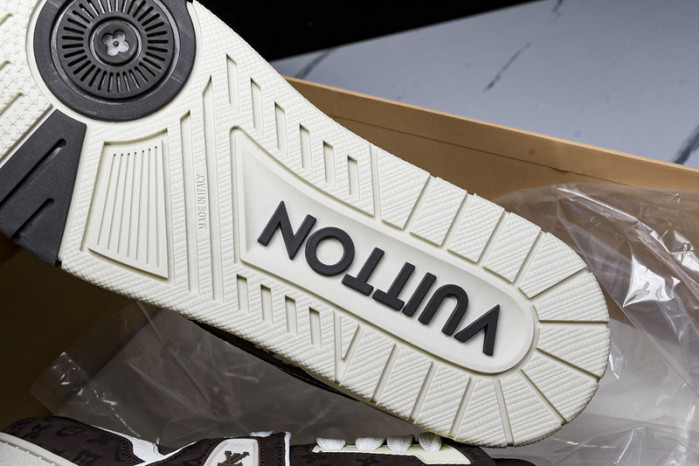 lou vuit  sneakers  lvss-0283