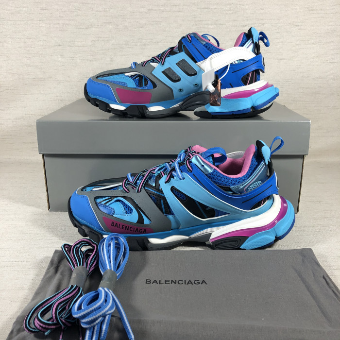 Ba*len*cia*ga track trainer