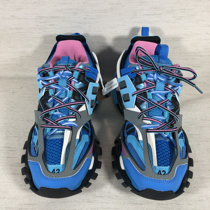 Ba*len*cia*ga track trainer