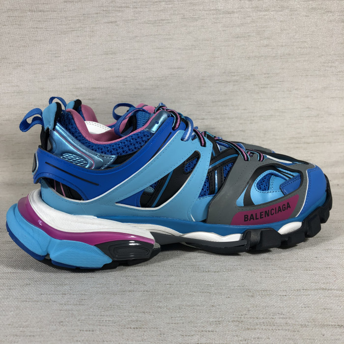 Ba*len*cia*ga track trainer