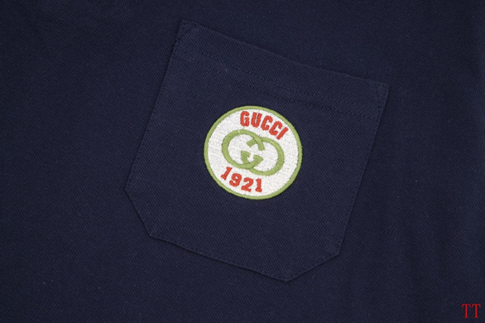 G*UCCI CLOTHES GICS-003