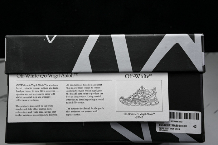 c/o​  sneakers  co-005