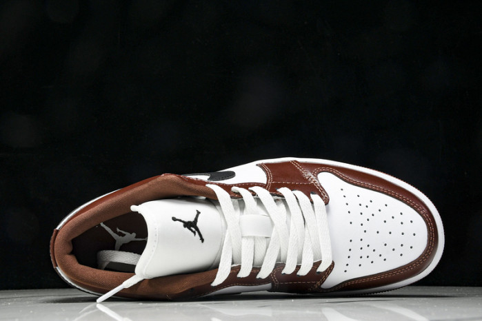 Jordan 1 Low SE “Dark Pony ” HF3148-102