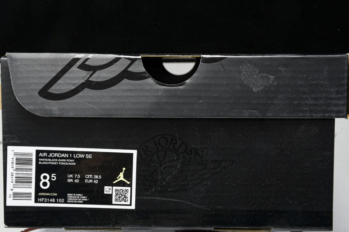 Jordan 1 Low SE “Dark Pony ” HF3148-102