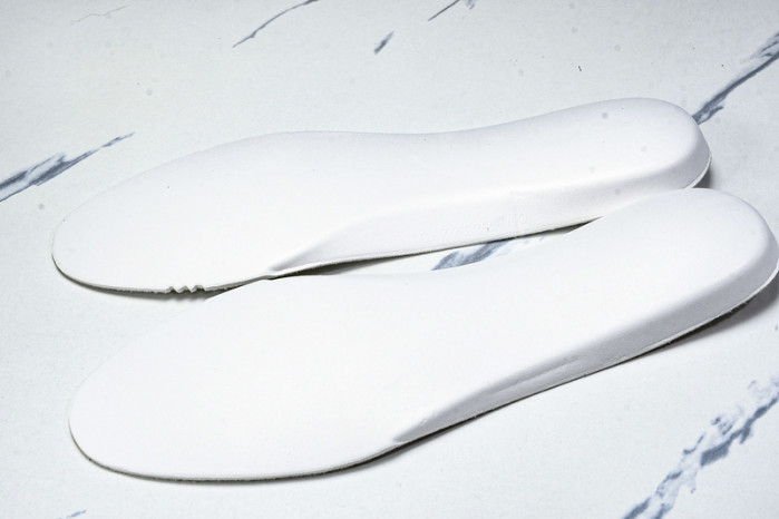 C/O​ SNEAKERS CO-029